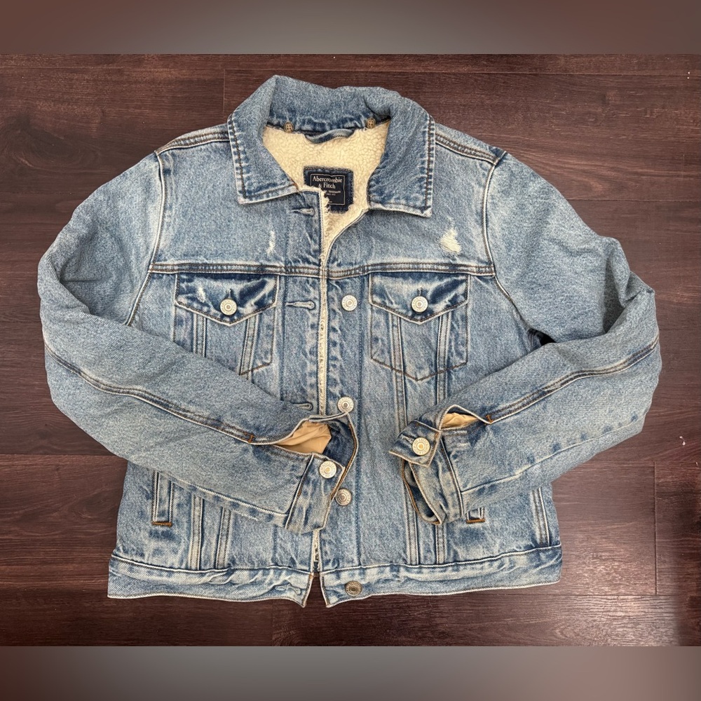 Abercrombie & Fitch Denim Jacket with Cream Sherpa Lining